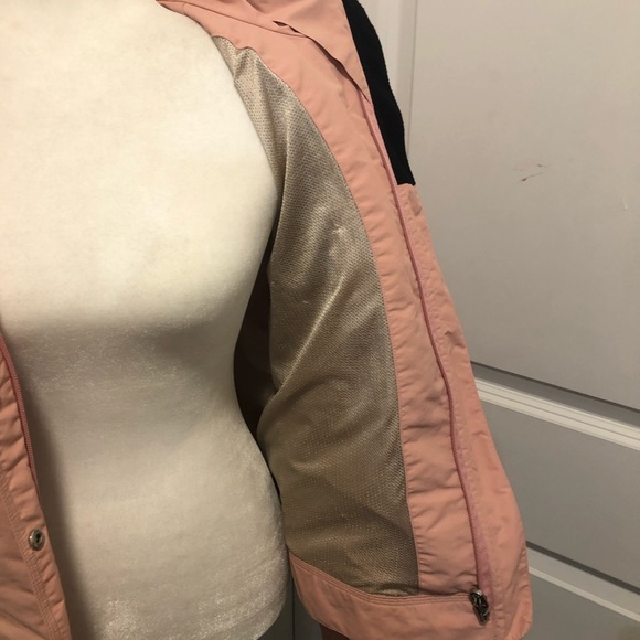 Ladies outer shell L L Bean rain jacket size large - Picture 5 of 6